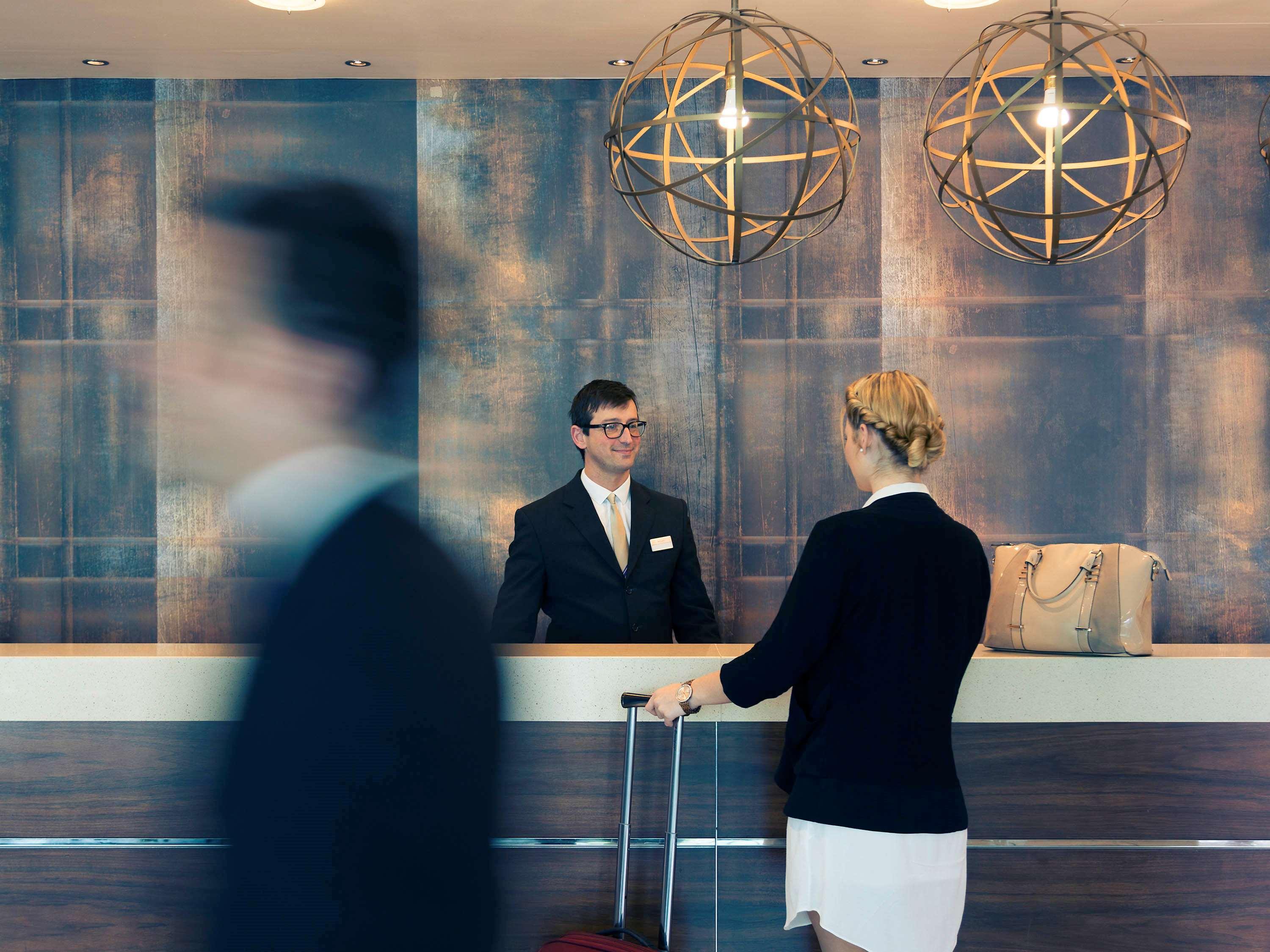 Mercure Bristol Holland House Exterior photo